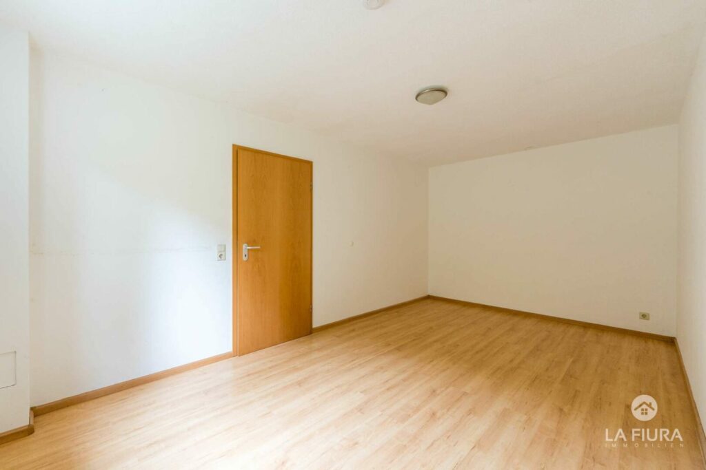 UG Büro, Gäste, Hobby
