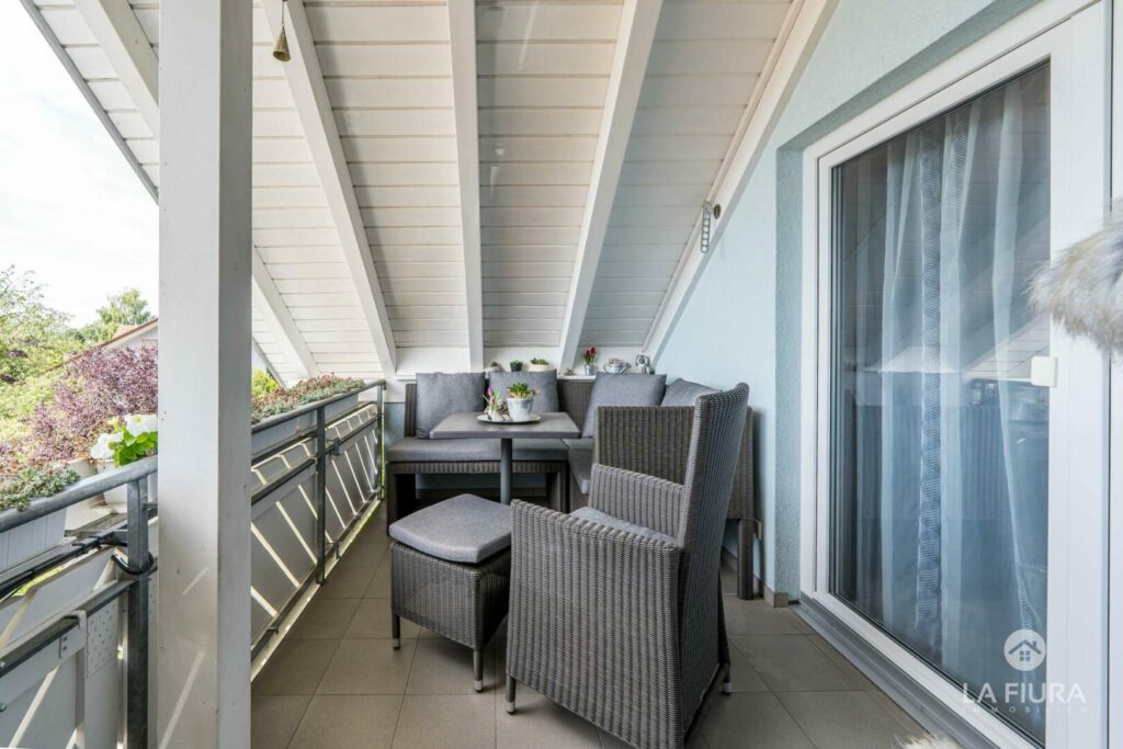 Balkon, Loggia