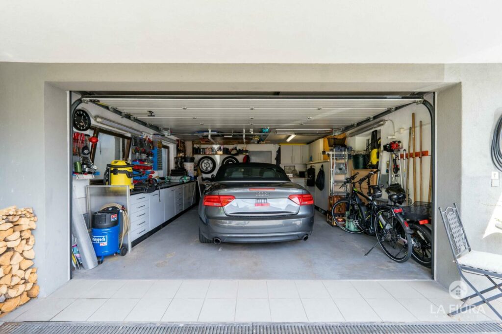 Doppelgarage