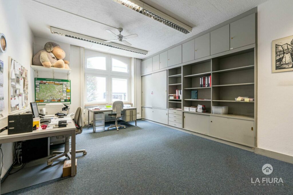 Büro