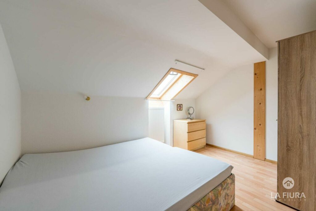 Schlafzimmer DG