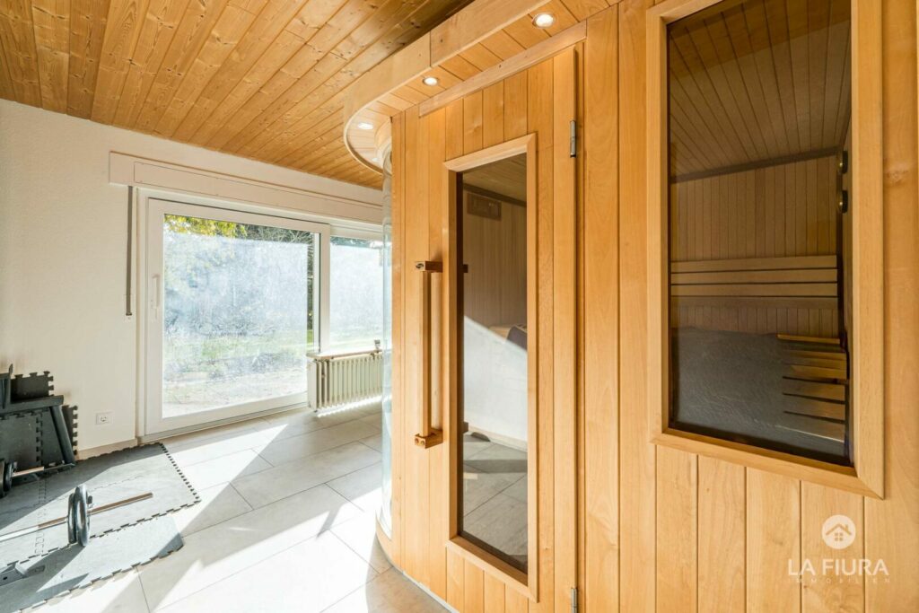 UG ELW Sauna, Terrasse