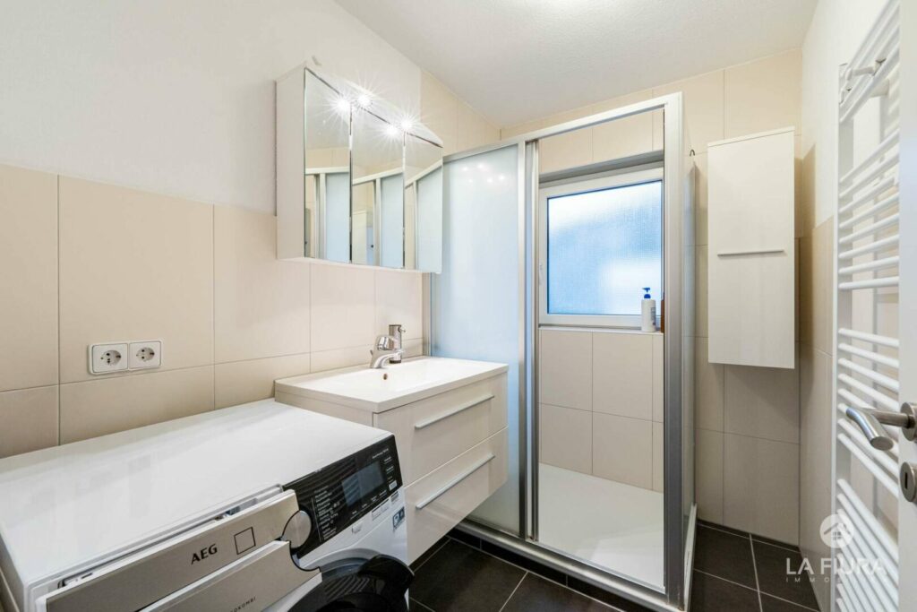 Duschbad mit WM-Anschluss