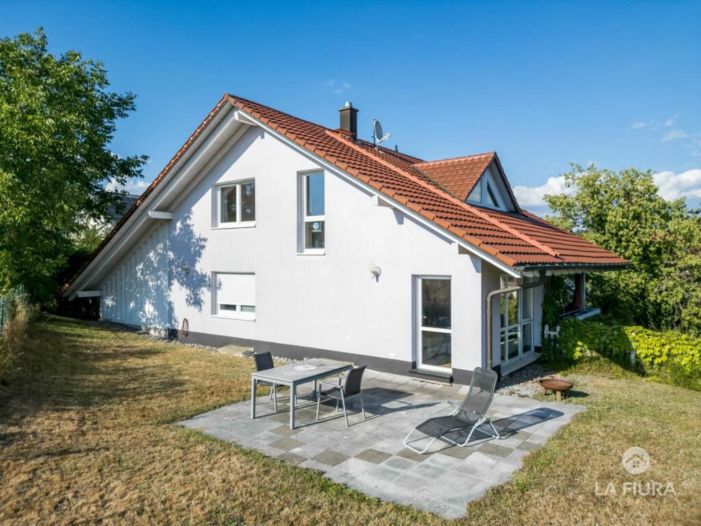 Westseite, Terrasse