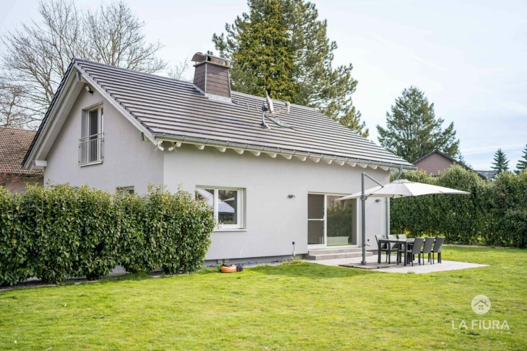 Haus mit Terrasse
