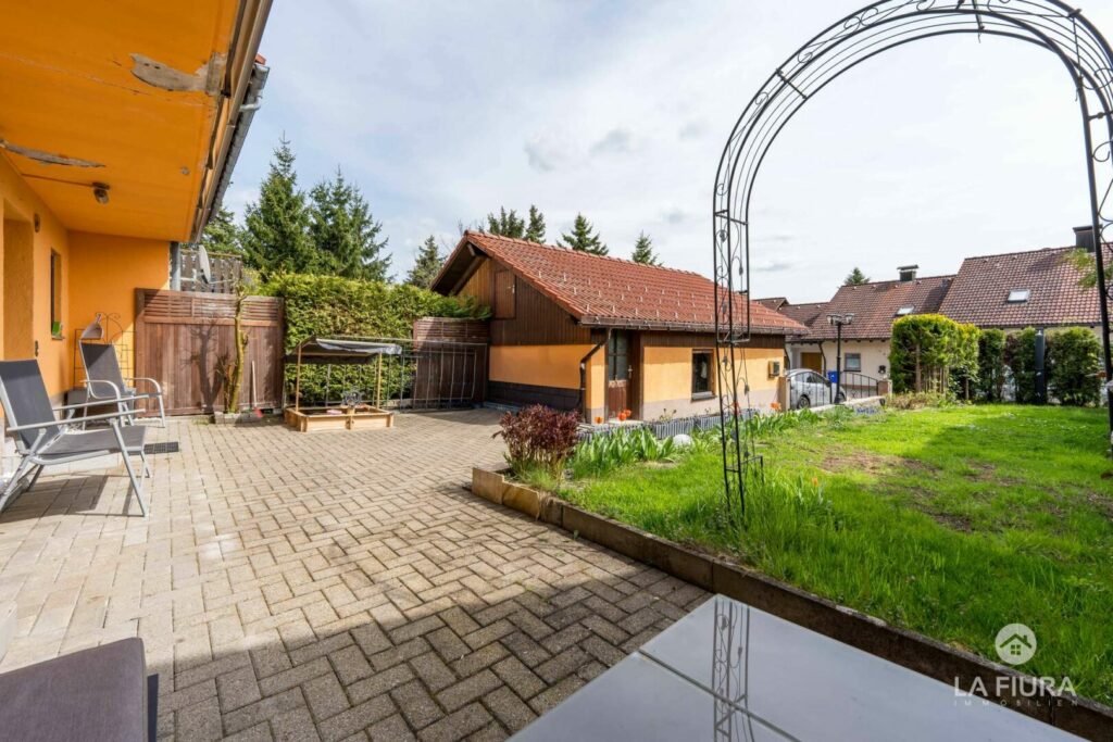ELW Terrasse, Garten, Garage