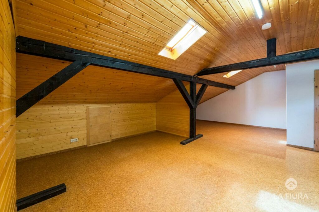 Dachgeschoss Wohnen