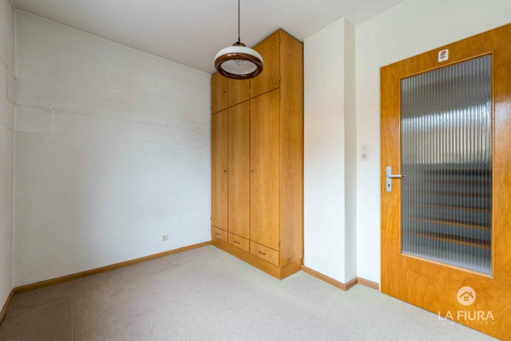 OG Büro, Gäste, Ankleide