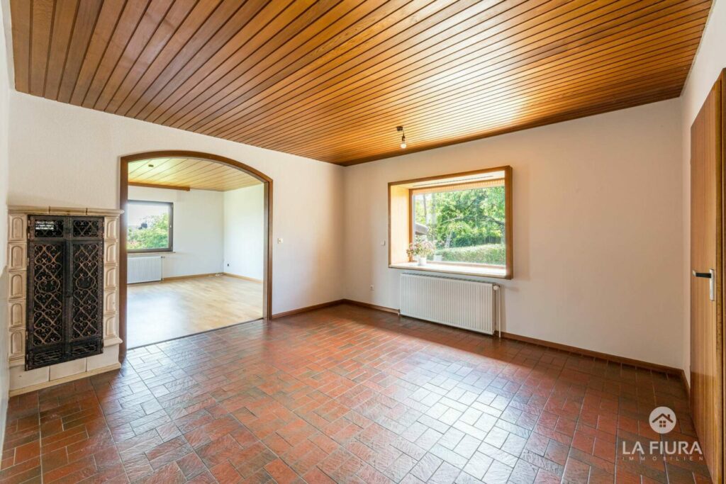 Esszimmer mit Gartenfenster