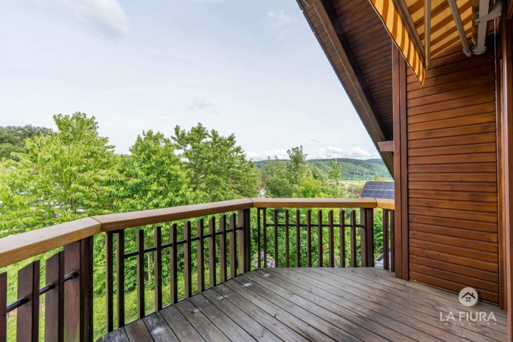 DG Balkon, Loggia