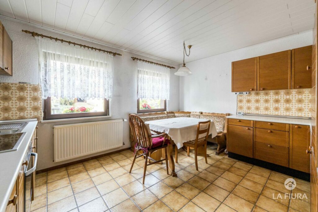 EG Küche, Essen