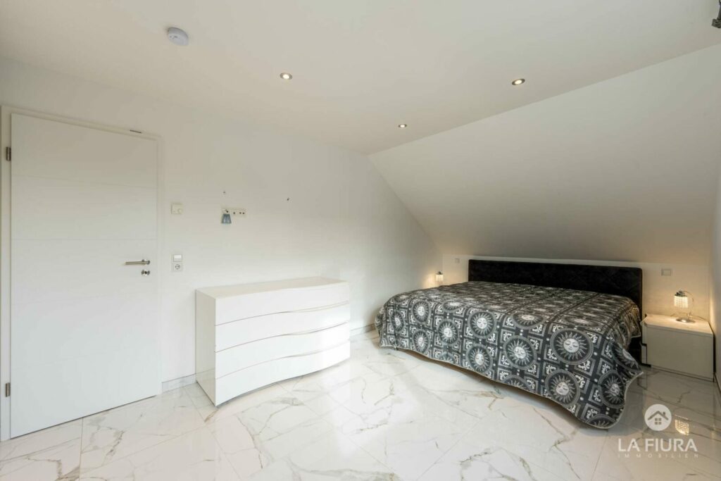 DG Schlafzimmer 1
