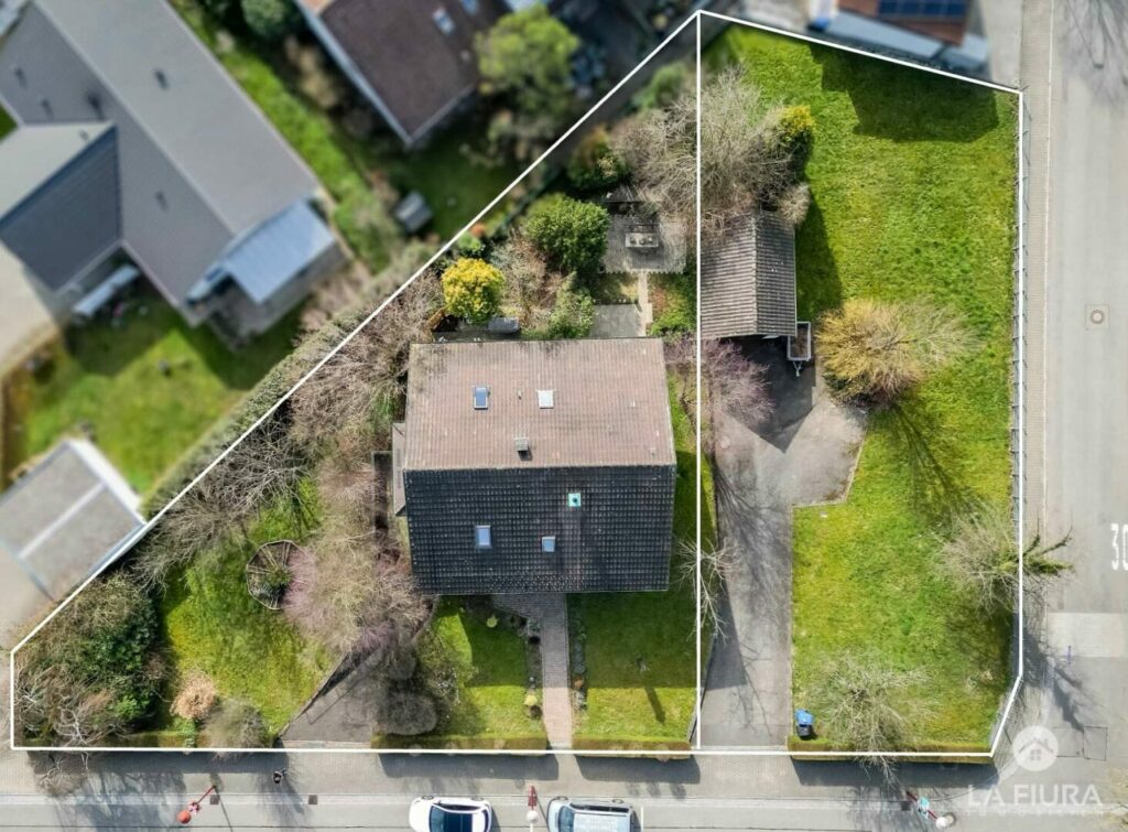 Bauplatz rechter Teil